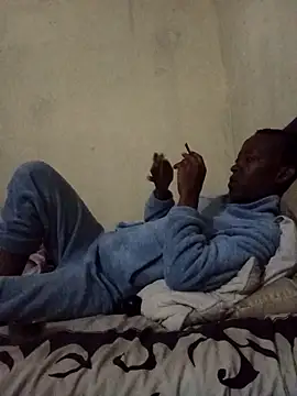 RFeltomWhitJ online show from October 20, 2025, 3:23 pm