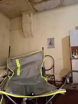 RFeltomWhitJ online show from October 21, 2025, 3:29 am