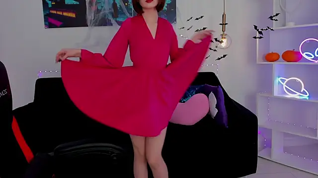 Snapshot of KiraHolli chatting on November 2, 2025, 3:09 am KiraHolli online show from November 2, 2025, 3:09 am