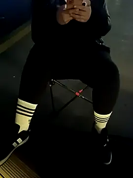 Snapshot of Hanzadekerem chatting on October 30, 2025, 6:19 pm Hanzadekerem online show from October 30, 2025, 6:19 pm