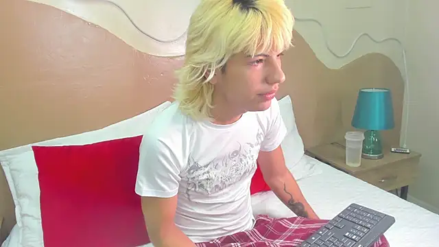 Enrrixxx  online show from February 16, 2026, 10:39 pm