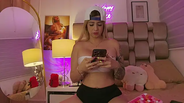 XXMILE online show from September 9, 2025, 12:15 pm