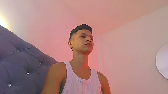 Twinkcock22 online show from October 6, 2025, 3:48 am