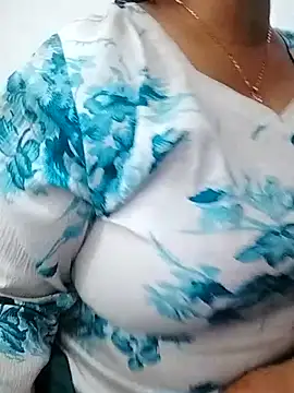 Snapshot of BHABHIJAAN7317 chatting on October 27, 2025, 7:07 pm BHABHIJAAN7317 online show from October 27, 2025, 7:07 pm