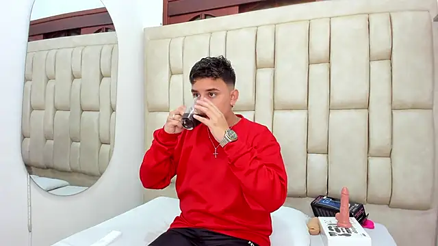 DavilANDkevin2 online show from December 4, 2025, 1:48 am