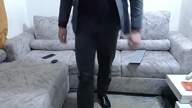 Victor Maitland online show from October 15, 2025, 3:39 am