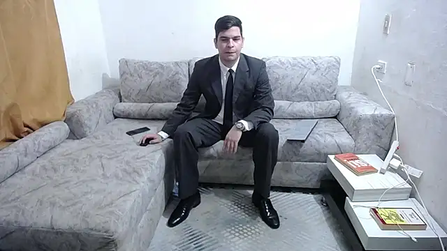 Snapshot of Victor_Maitland chatting on February 8, 2026, 3:43 am Victor Maitland online show from February 8, 2026, 3:43 am