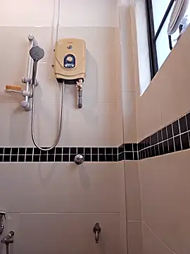 lirz06 online show from March 24, 2026, 9:14 am