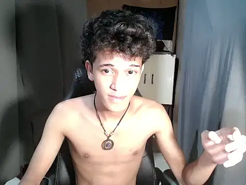 kenbigcockxx online show from November 4, 2025, 4:17 pm