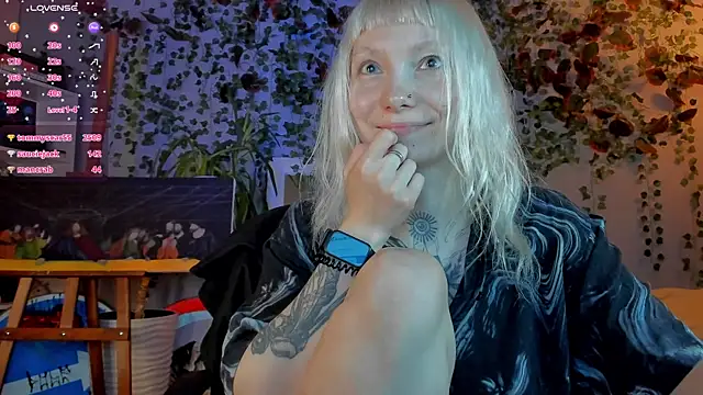Snapshot of tattoo_art_baby chatting on August 4, 2026, 4:04 am tattoo art baby online show from August 4, 2026, 4:04 am