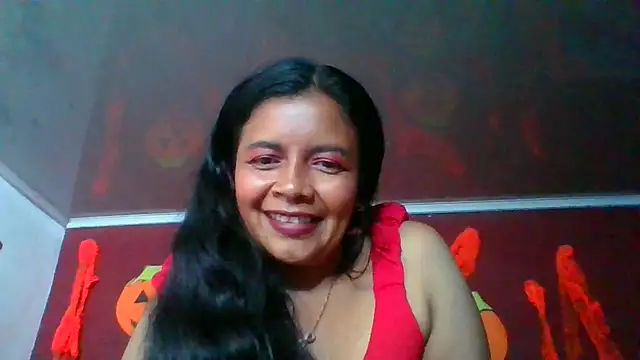 DianaOchoa  online show from October 28, 2025, 8:07 am