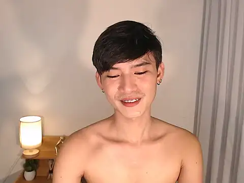 Snapshot of asian_dai chatting on May 1, 2026, 2:05 am asian dai online show from May 1, 2026, 2:05 am