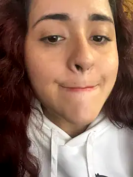 Snapshot of candy__fox_ chatting on September 28, 2025, 9:53 pm candy fox online show from September 28, 2025, 9:53 pm