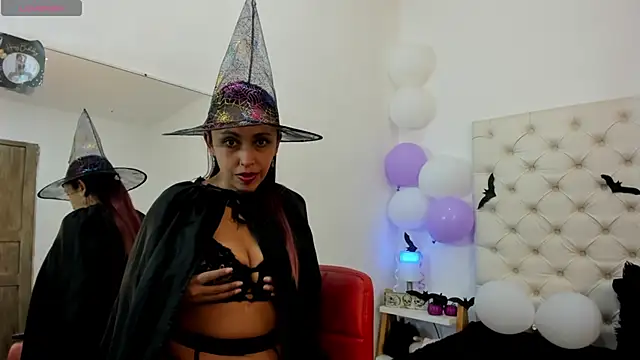 valeriasweet  online show from October 12, 2025, 1:54 pm