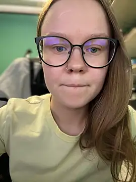  CherryBloom  online show from September 9, 2025, 12:59 pm