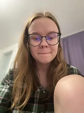  CherryBloom  online show from October 4, 2025, 7:34 pm