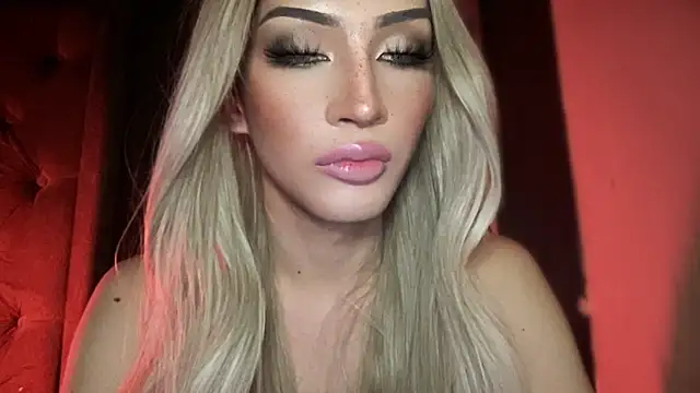 Alicegreenexx online show from July 24, 2026, 2:42 am