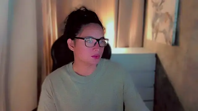 Snapshot of kaicromwell_ chatting on October 23, 2025, 8:02 am kaicromwell online show from October 23, 2025, 8:02 am