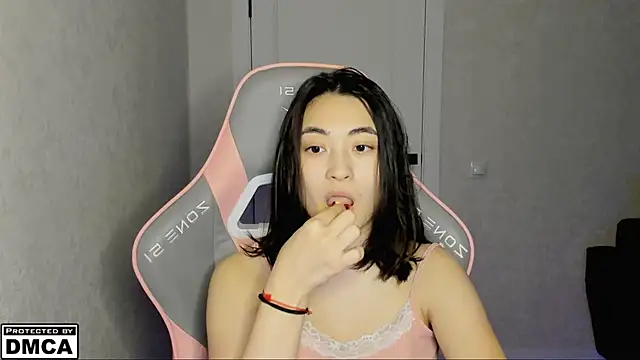 MeilideQian1 online show from October 20, 2025, 5:57 pm