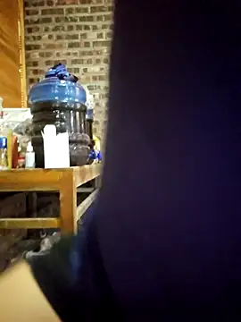 babychill09 online show from September 21, 2025, 1:18 am