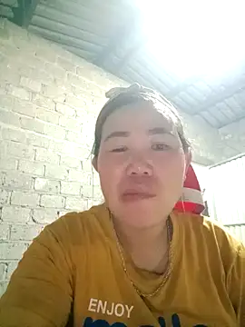 Snapshot of jienrrr chatting on September 20, 2025, 12:28 pm jienrrr online show from September 20, 2025, 12:28 pm