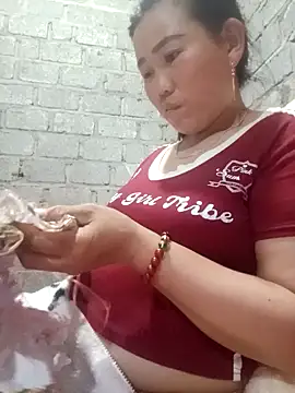 Snapshot of jienrrr chatting on September 25, 2025, 2:10 pm jienrrr online show from September 25, 2025, 2:10 pm