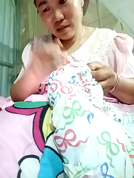 jienrrr online show from May 30, 2026, 1:57 am