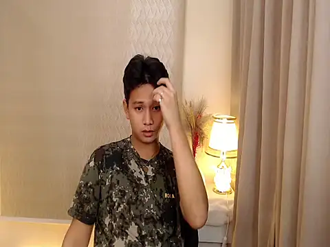 asian clint online show from September 20, 2025, 2:29 pm