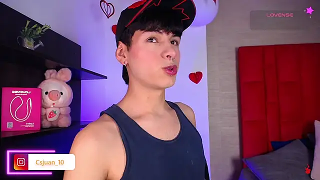 Snapshot of Ezra_Storm chatting on February 24, 2026, 5:05 am Ezra Storm online show from February 24, 2026, 5:05 am