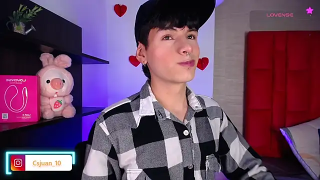 Snapshot of Ezra_Storm chatting on February 24, 2026, 11:14 pm Ezra Storm online show from February 24, 2026, 11:14 pm