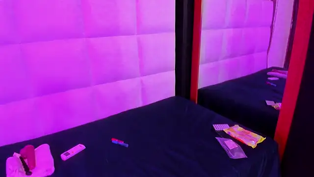 Nicky six333 online show from September 10, 2025, 11:43 am