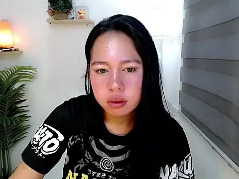 kimbratx online show from October 9, 2025, 10:41 pm