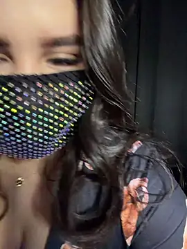 kamy55 online show from April 1, 2026, 11:24 pm