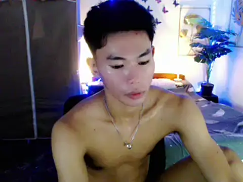 Snapshot of naughty_rence chatting on March 2, 2026, 5:19 am naughty rence online show from March 2, 2026, 5:19 am