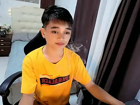 sexysam14 online show from October 28, 2025, 6:28 am