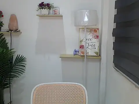 scarlett brownx69 online show from March 28, 2026, 6:13 am