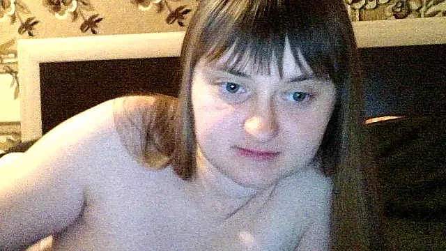 Snapshot of LuckyLust11 chatting on October 3, 2025, 10:45 am LuckyLust11 online show from October 3, 2025, 10:45 am