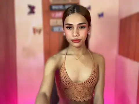 Lovelynikki03 online show from September 20, 2025, 6:58 am