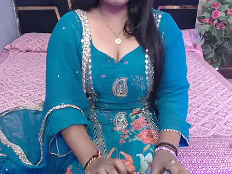 Snapshot of yours-ishika chatting on October 21, 2025, 6:25 am yours-ishika online show from October 21, 2025, 6:25 am