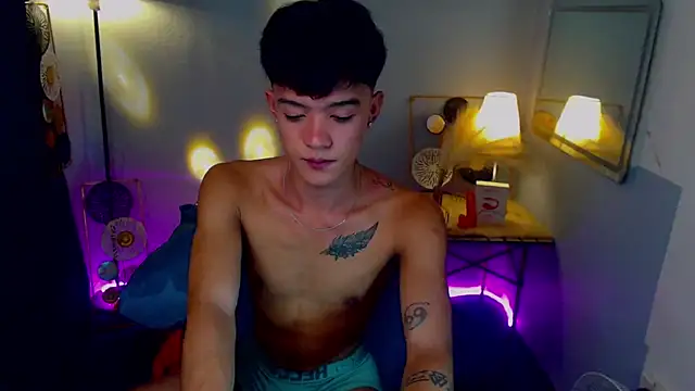 robinmartinxx online show from September 12, 2025, 10:10 pm