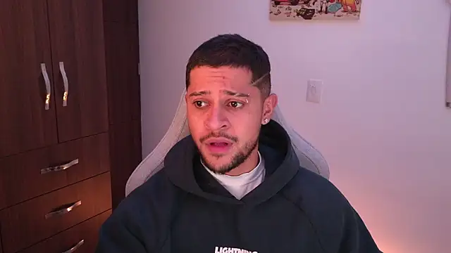 domsantiago  online show from February 18, 2026, 3:57 am