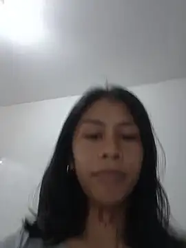 Snapshot of bebe_lahermosa chatting on June 22, 2026, 9:28 am bebe lahermosa online show from June 22, 2026, 9:28 am