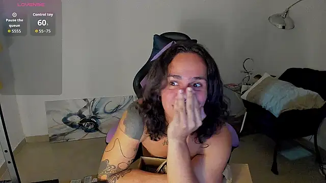 Maximiliano scoott   online show from November 14, 2025, 3:27 am