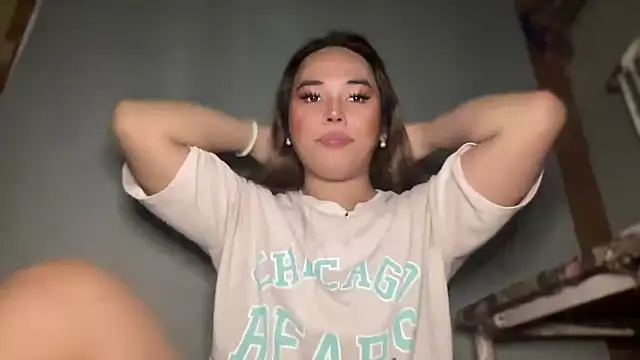 goddessofalltime online show from December 19, 2025, 4:03 pm