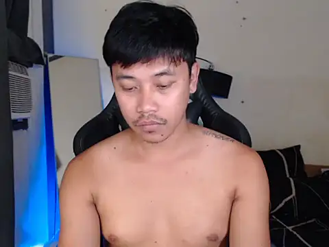 alexsuckable01 online show from October 9, 2025, 8:12 am