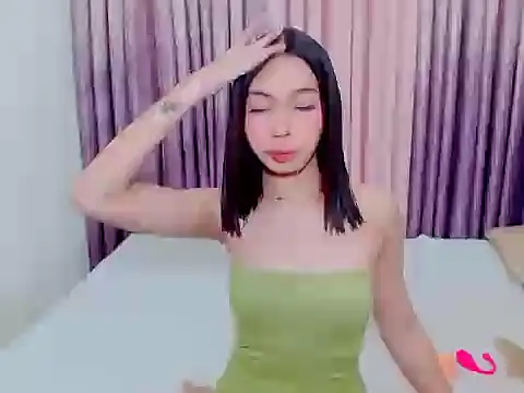 Snapshot of sexy_khyrie chatting on November 13, 2025, 4:55 am sexy khyrie online show from November 13, 2025, 4:55 am