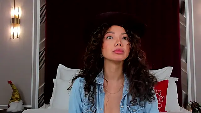 MargaretPeace online show from December 20, 2025, 3:02 am