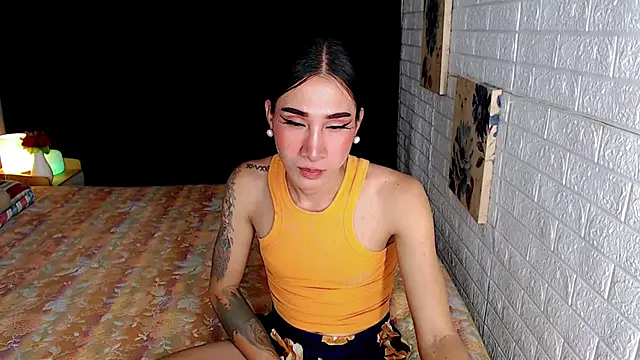 TRANSGODDESSA online show from July 9, 2026, 5:11 am