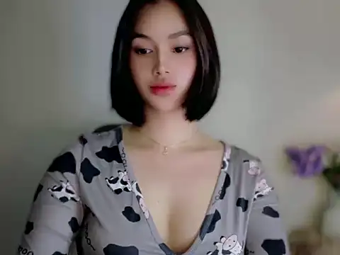 anna lala7 online show from April 16, 2026, 8:37 am