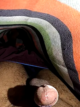 nitin01raj01nk online show from September 15, 2025, 8:42 pm